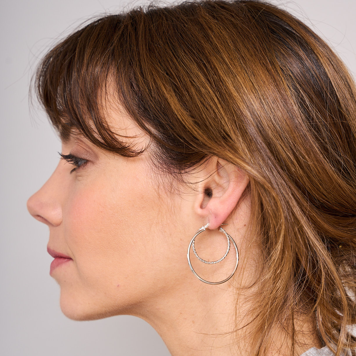 DOUBLE BOUCLES D'OREILLES EN ARGENT AVEC TEXTURE