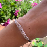 BRACELET LOOM ROSE AVEC PIERRE DE LUNE ET DAUPHIN EN ARGENT