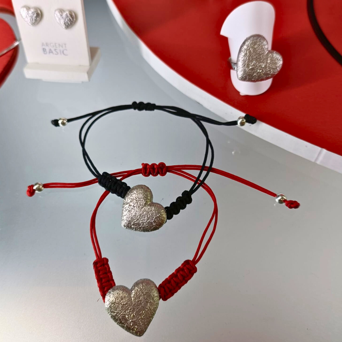 BRACELET MACRAME CORDON COEUR