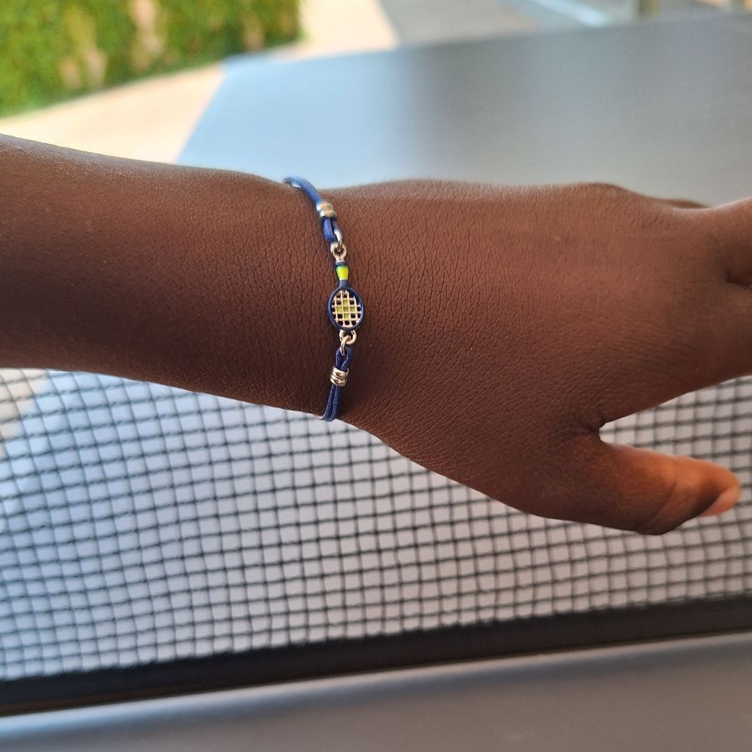 PULSERA KIDS PADEL PLATA Y ESMALTE