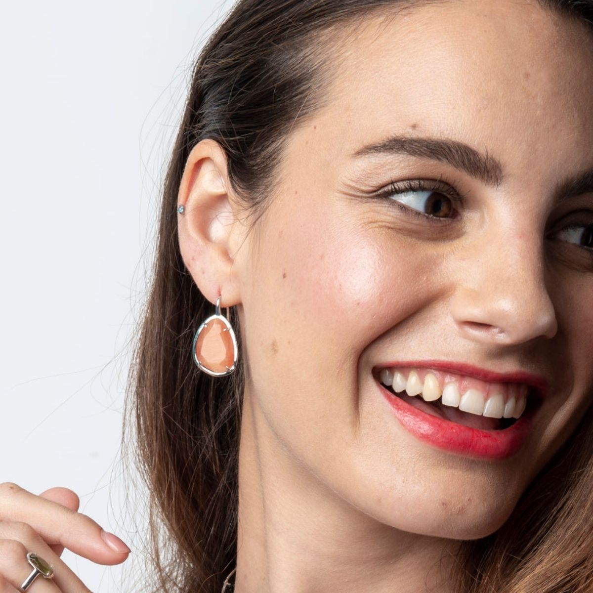 PENDIENTE GANCHO ZINNIA OVAL NARANJA