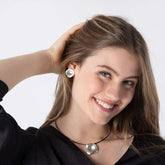 PENDIENTES NADIA OMEGA