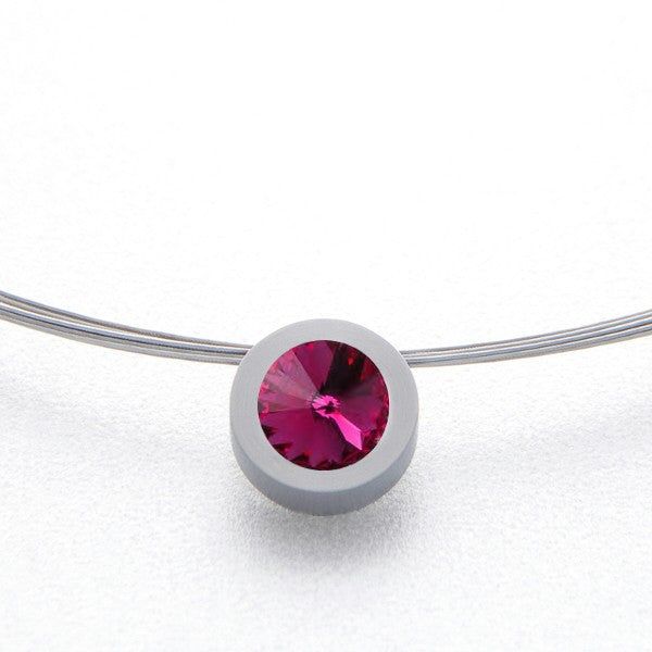 PENDENTIF EN ACIER MAT AVEC SWAROVSKI FUCISA