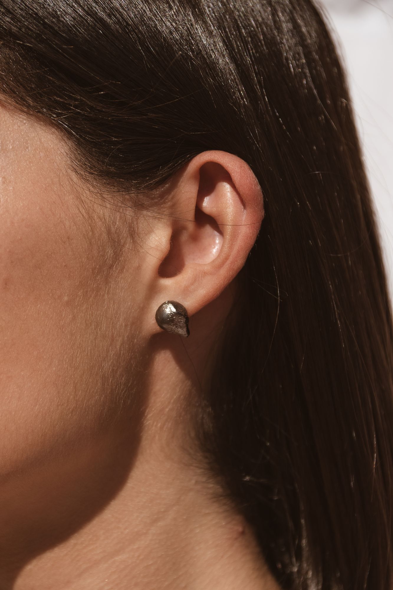 PENDIENTES MAGMA PLATA Y RODIO NEGRO