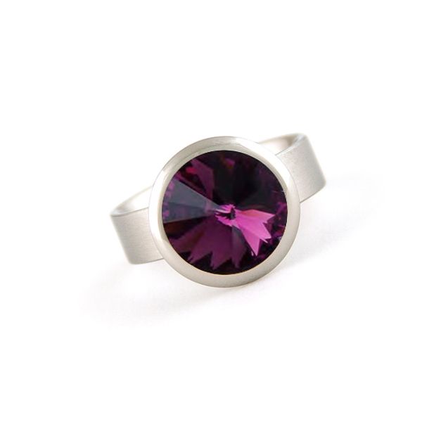 BAGUE EN ACIER AVEC SWAROVSKI AMETHYSTE 11mm