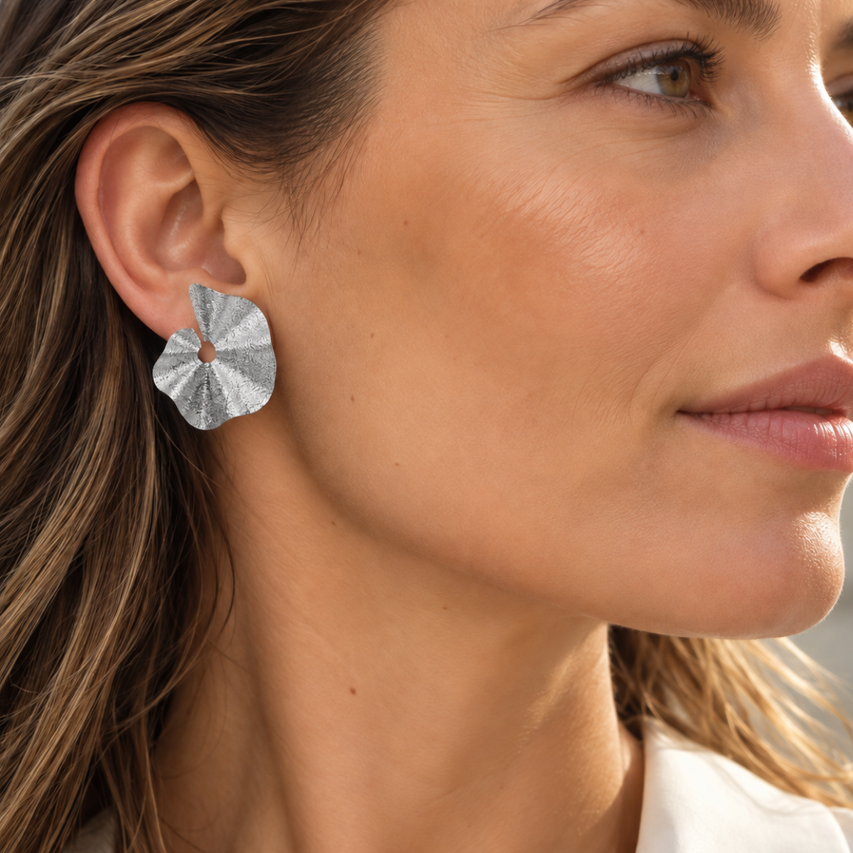 PENDIENTES SELMA GRANDES CIRCULO ONDULADO