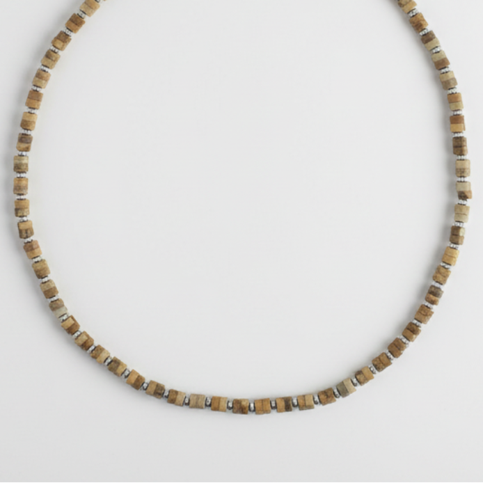 STEEL NECKLACE AND PAESINAS STONES