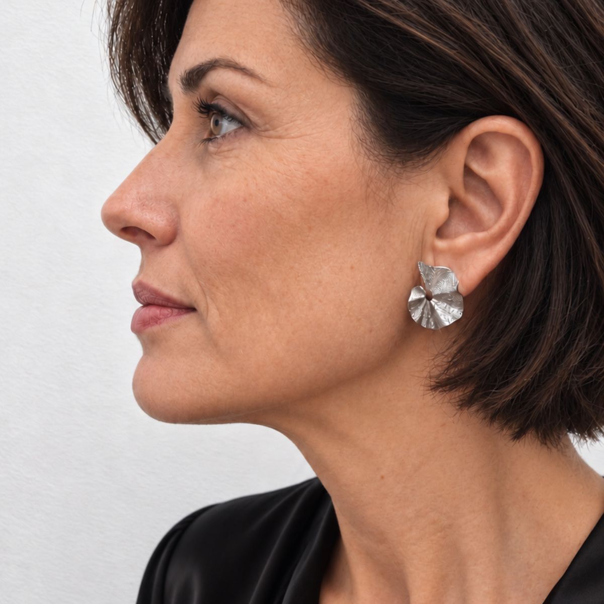 PENDIENTES SELMA CIRCULO ONDULADO